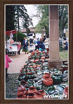 Artesanías en la Plaza de San Francisco